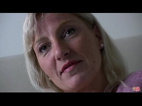 ❤️ A 'mhàthair a tha sinn uile fucked ... Lady, giùlan fhèin! Bhidio porn  aig porn gd.com-porn-hat.ru ☑